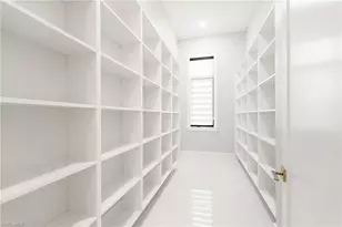 10 Caribbean Rd, Naples, FL 34108 - Photo 14