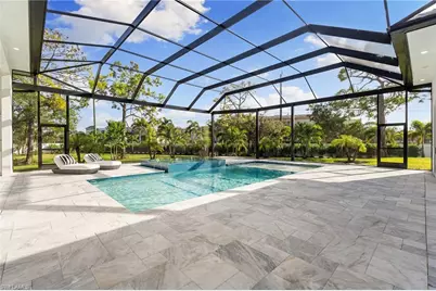 10 Caribbean Rd, Naples, FL 34108 - Photo 2