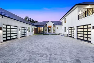 6677 Hunters Rd, Naples, FL 34109 - Photo 6