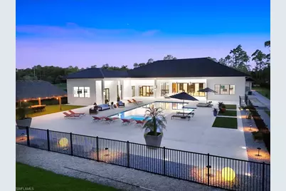 6677 Hunters Rd, Naples, FL 34109 - Photo 10