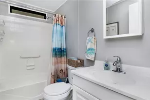 101 Pine Key Ln, Naples, FL 34114 - Photo 20