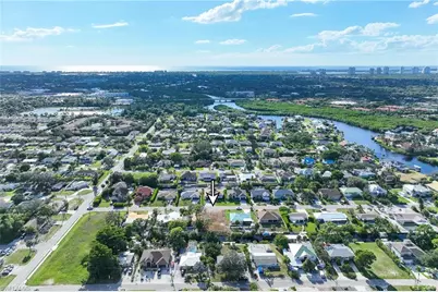 27298 Jolly Roger Ln, Bonita Springs, FL 34109 - Photo 8