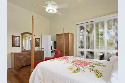 5550 Heron Point Dr #105, Naples, FL 34108 - Photo 8