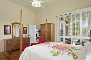 5550 Heron Point Dr, Naples, FL 34108 - Photo 8