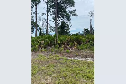 13 Afloat Dr, Placida, FL 33946 - Photo 2