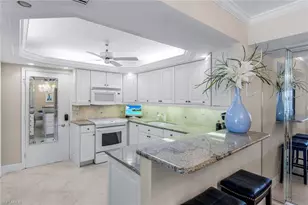 3399 Gulf Shore Blvd N, Naples, FL 34103 - Photo 10
