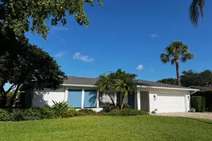 321 Burning Tree Dr, Naples, FL 34105 - Photo 2