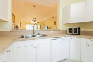 7811 Regal Heron Cir, Naples, FL 34104 - Photo 8