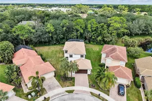 1380 Areca Cove, Naples, FL 34119 - Photo 4