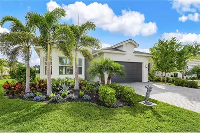 28388 Turin Ct, Bonita Springs, FL 34135 - Photo 2