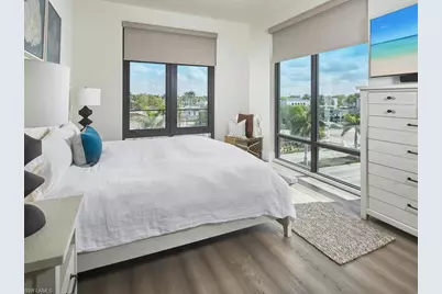 850 Central Ave #301, Other, FL 34102 - Photo 12