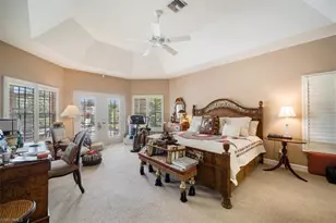 215 Monterey Dr, Naples, FL 34119 - Photo 20