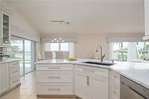 2250 Grove Dr, Naples, FL 34120 - Photo 10