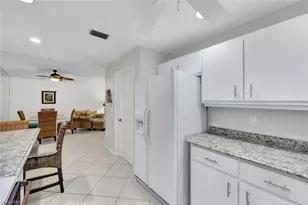 509 Roma Ct, Naples, FL 34110 - Photo 8