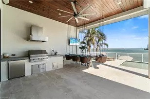 160 Little Carlos Ln, Fort Myers Beach, FL 33931 - Photo 4