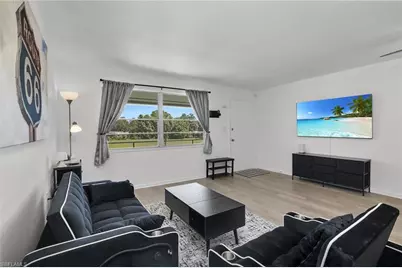 3225 E Riverside Dr, Fort Myers, FL 33916 - Photo 4