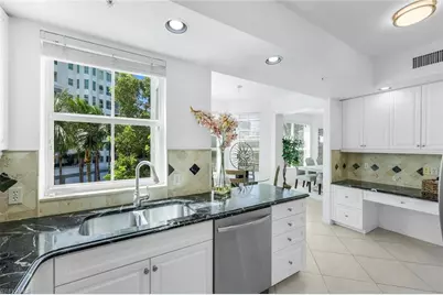 315 Dunes Blvd #201, Naples, FL 34110 - Photo 6