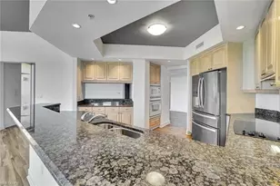 1060 Borhese Ln, Naples, FL 34114 - Photo 8