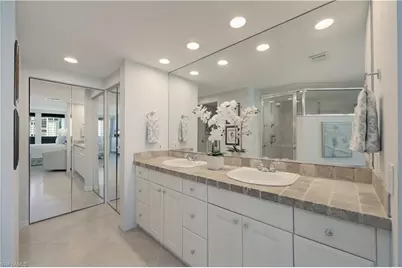 4005 Gulf Shore Blvd N #705, Naples, FL 34103 - Photo 12