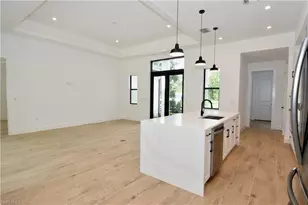 432 16th St SE, Naples, FL 34117 - Photo 12