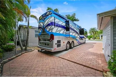 5551 Brightwood Dr, Fort Myers, FL 33905 - Photo 8