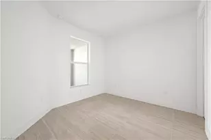 8913 Oceana Wy, Naples, FL 34114 - Photo 14