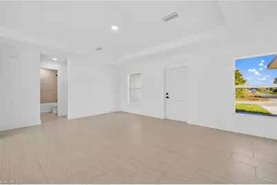 884 Chemstrand St E, Lehigh Acres, FL 33974 - Photo 2