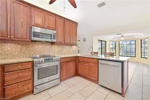 624 Mohawk Pkwy, Cape Coral, FL 33914 - Photo 10