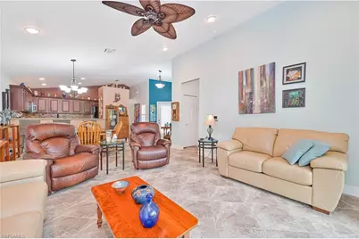 10539 Carolina Willow Dr, Fort Myers, FL 33913 - Photo 12