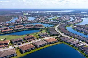 9366 Pocida Ct, Naples, FL 34119 - Photo 32