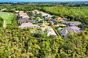 4637 Idylwood Ln, Naples, FL 34119 - Photo 12