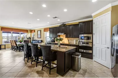 8650 Palermo Ct, Naples, FL 34114 - Photo 12