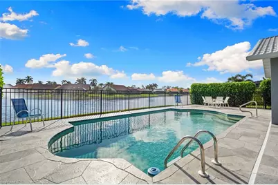 200 Saint James Way, Naples, FL 34104 - Photo 28