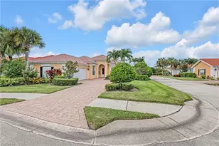 8591 Alessandria Ct, Naples, FL 34114 - Photo 2