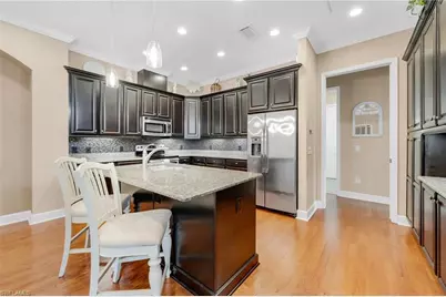 9149 Isla Bella Cir, Bonita Springs, FL 34135 - Photo 4