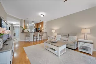 7058 Barrington Cir, Naples, FL 34108 - Photo 10