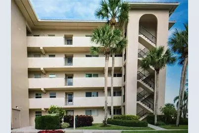 57 High Point Cir W #106, Naples, FL 34103 - Photo 2