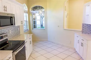 8771 Ibis Cove Cir, Naples, FL 34119 - Photo 4