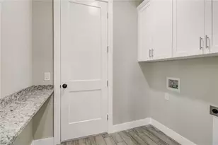 10621 Landau Ln, Bonita Springs, FL 34135 - Photo 18