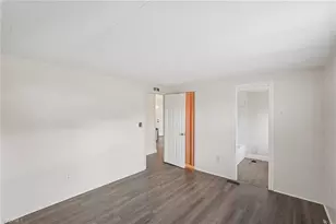 53 Grosbeak Ln, Naples, FL 34114 - Photo 10