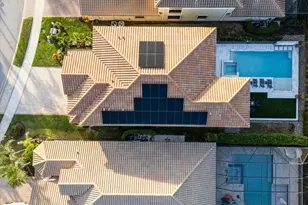 13884 Luna Dr, Naples, FL 34109 - Photo 32