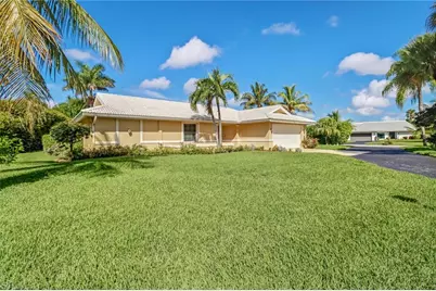 550 Forest Hills Blvd, Naples, FL 34113 - Photo 2