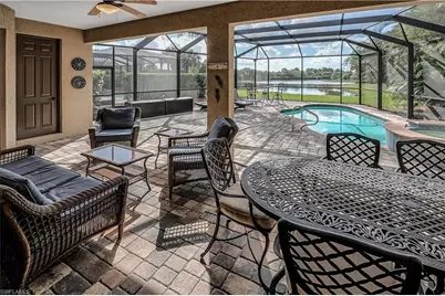 9215 Veneto Ln, Naples, FL 34113 - Photo 16