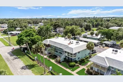 3225 E Riverside Dr #17A, Fort Myers, FL 33916 - Photo 26