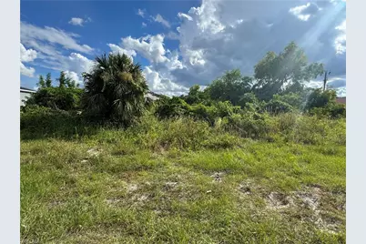 3913 14th St SW, Lehigh Acres, FL 33976 - Photo 8