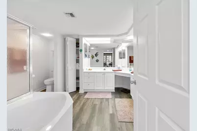 21 Bluebill Ave #B905, Naples, FL 34108 - Photo 24