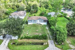 4015 16th Ave SE, Naples, FL 34117 - Photo 2