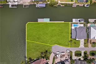 371 Bayside Ave, Naples, FL 34108 - Photo 28