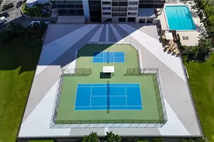 5601 Turtle Bay Dr, Naples, FL 34108 - Photo 18