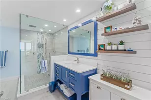 5601 Turtle Bay Dr, Naples, FL 34108 - Photo 10